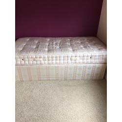 Single Divan Bed