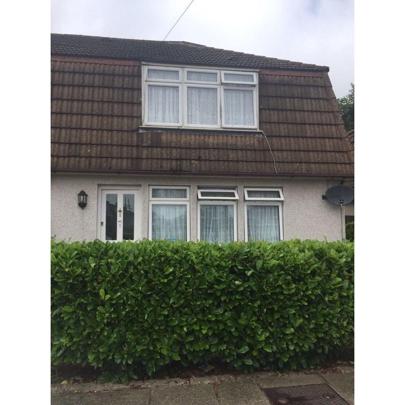 Council exchange 3 Bed semi wanting a 4 Bed house.