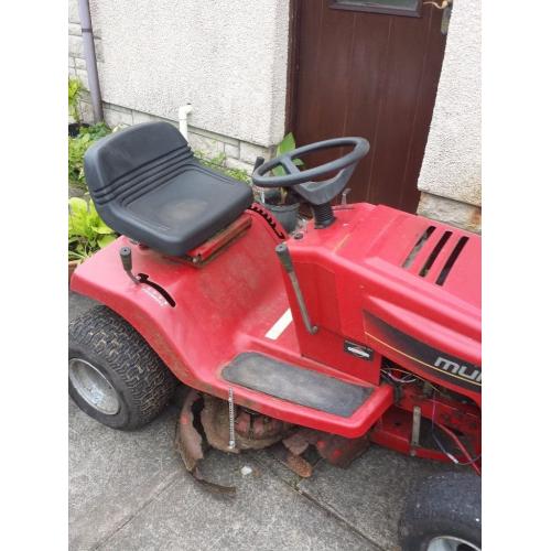 Murray ride on mower (Sold)
