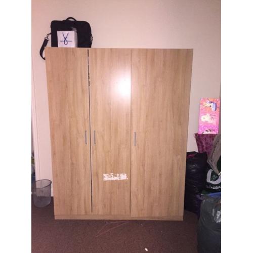 Wardrobe - Excellent condition