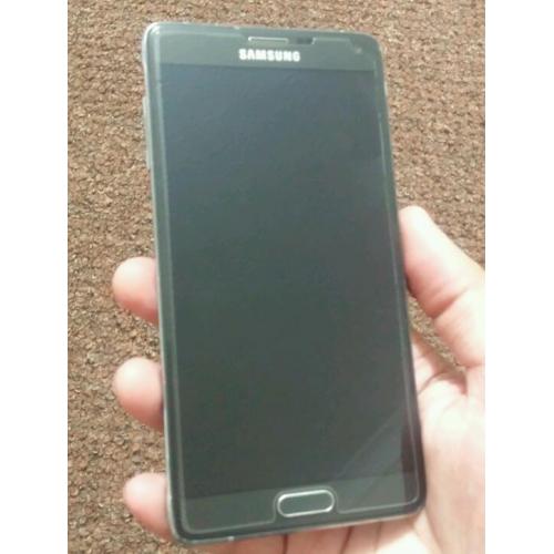Samsung note 4 32gb black unlocked very good condition with original charger