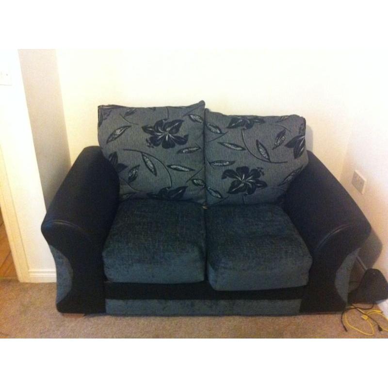 3+2 seater sofas 6months old