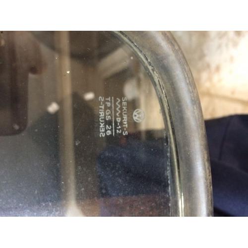 RARE GENUINE T1/T2 SPLIT FRONT SCREENS FOR CAMPER