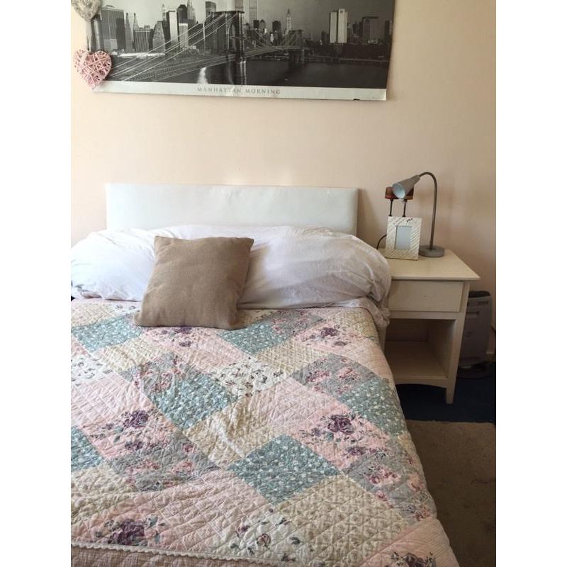 Room to let south side