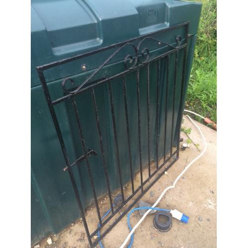 Black Steel Side Gate