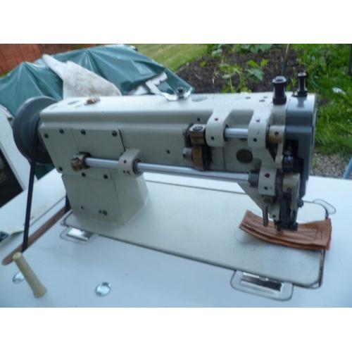 industrial HIGHLEAD WALKING FOOT Sewing machine