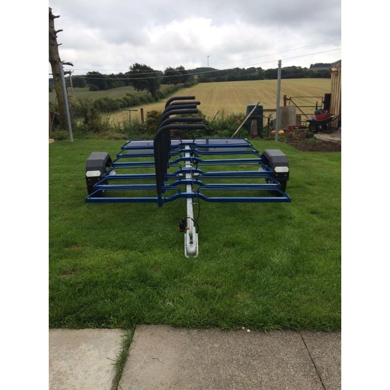 6 Bike Trailer