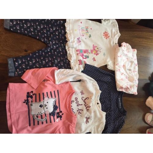 Bundle of baby girl clothes age 3-6 months
