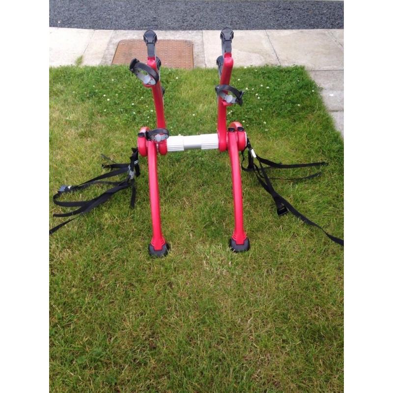 Saris Bones 3 bike rack.