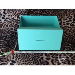 Auth Tiffany gift box for sunglasses