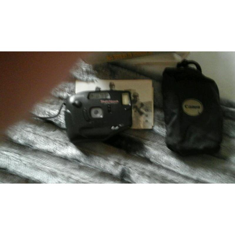 Canon sketchbook camera 35mm + Case + 5 new rolls fuji film