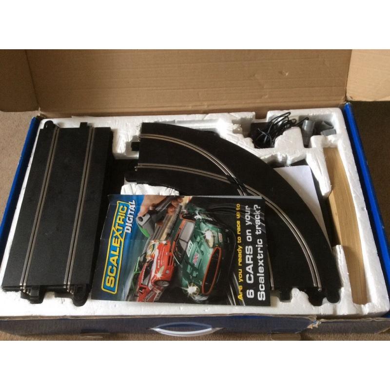 Scaletric Track - 532cm in length