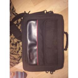 Laptop bag
