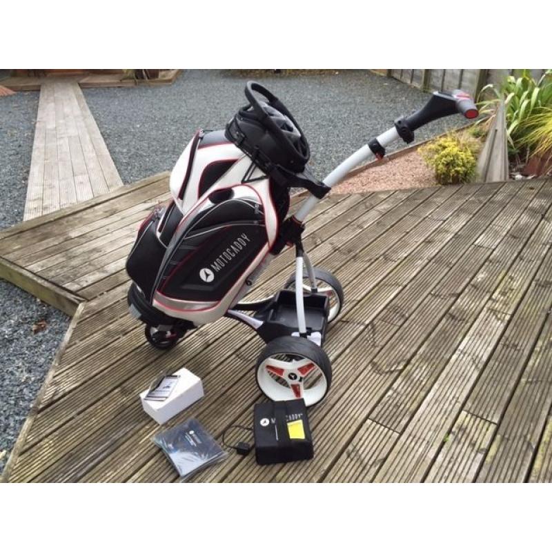 Motocaddy S1 Electric Golf Trolley & Bag
