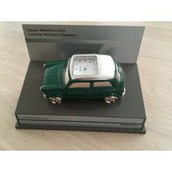 Classic Austin Mini Car Miniature clock Mantle piece Desk