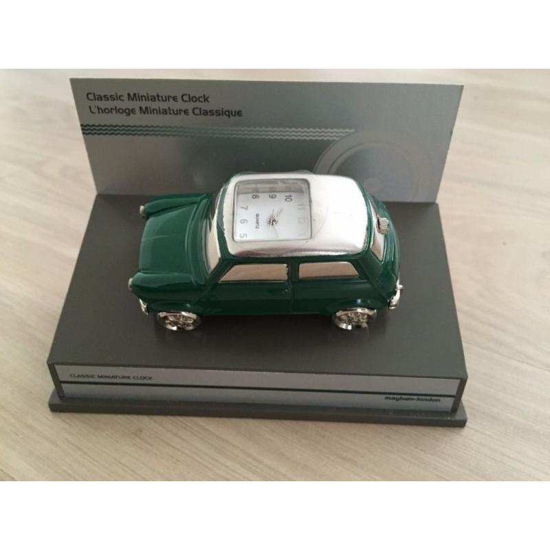 Classic Austin Mini Car Miniature clock Mantle piece Desk