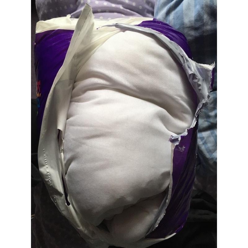 Kids pillow and duvet set