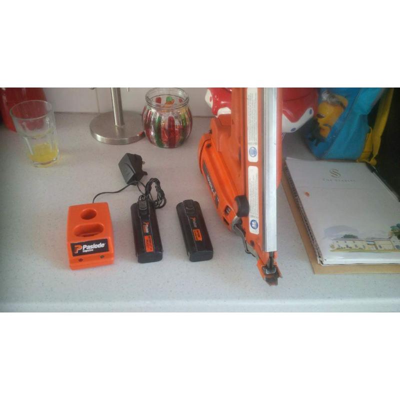 paslode nail gun 2 batteries just been serviced