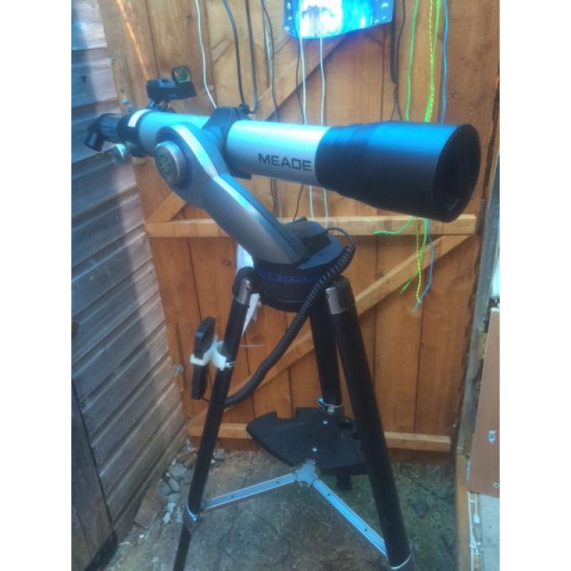 Telescope meade 2080 auto finder 3"