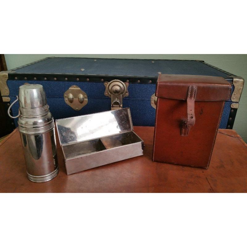 LATE VICTORIAN OFFICERS TIFFIN SET IN ORIGINAL LEATHER CASE RETAILED THROUGH ASPREYS LONDON