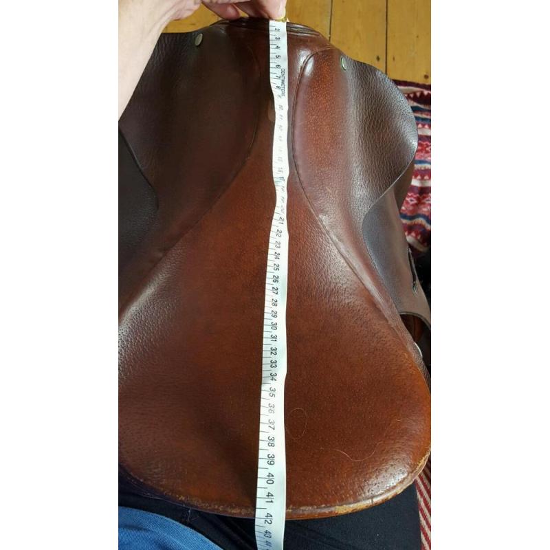 Lovett and Rickett saddle