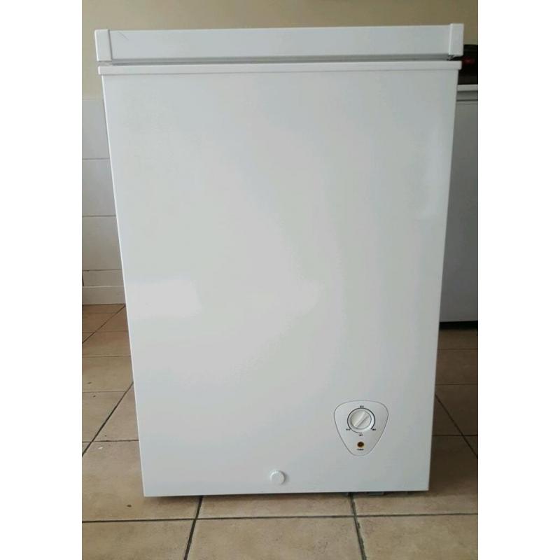 Chest freezer