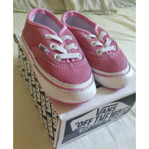 Baby Vans crib shoes