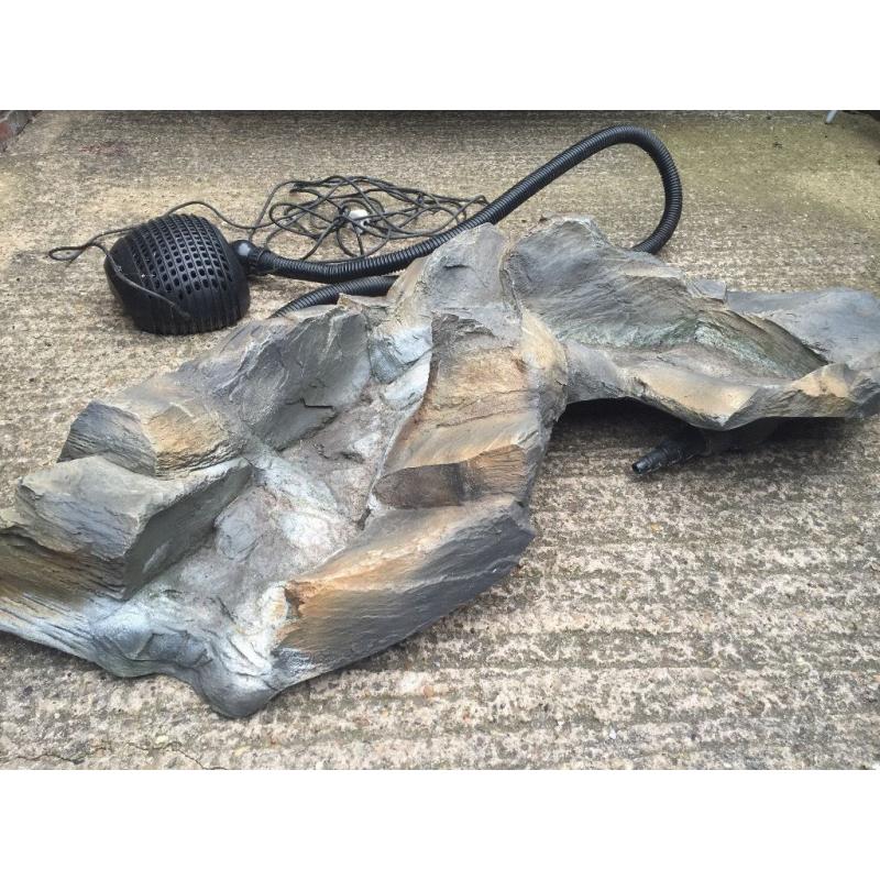 Pond rockery and pump