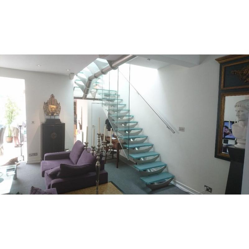 GLASS AND STAINLESS STEEL DESIGNER STAIRCASE