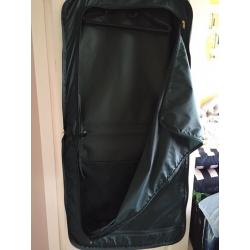 Suit carrier