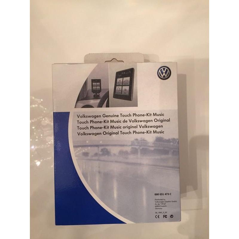 Volkswagen original touch kit music