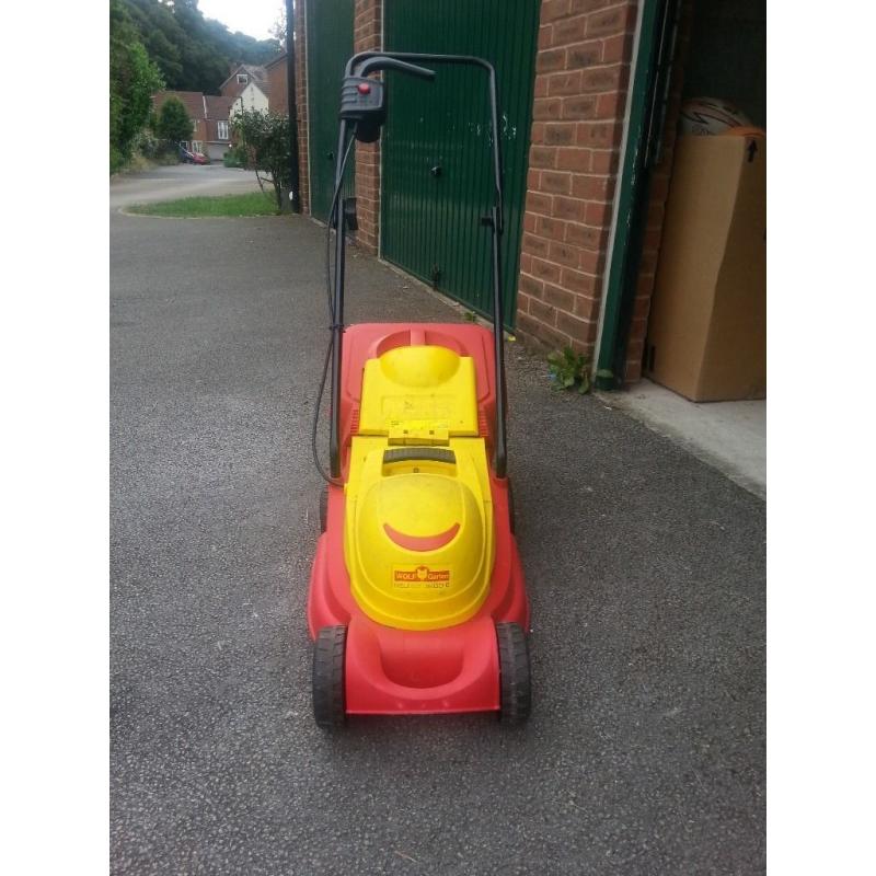 Wolfgarten electric lawnmower