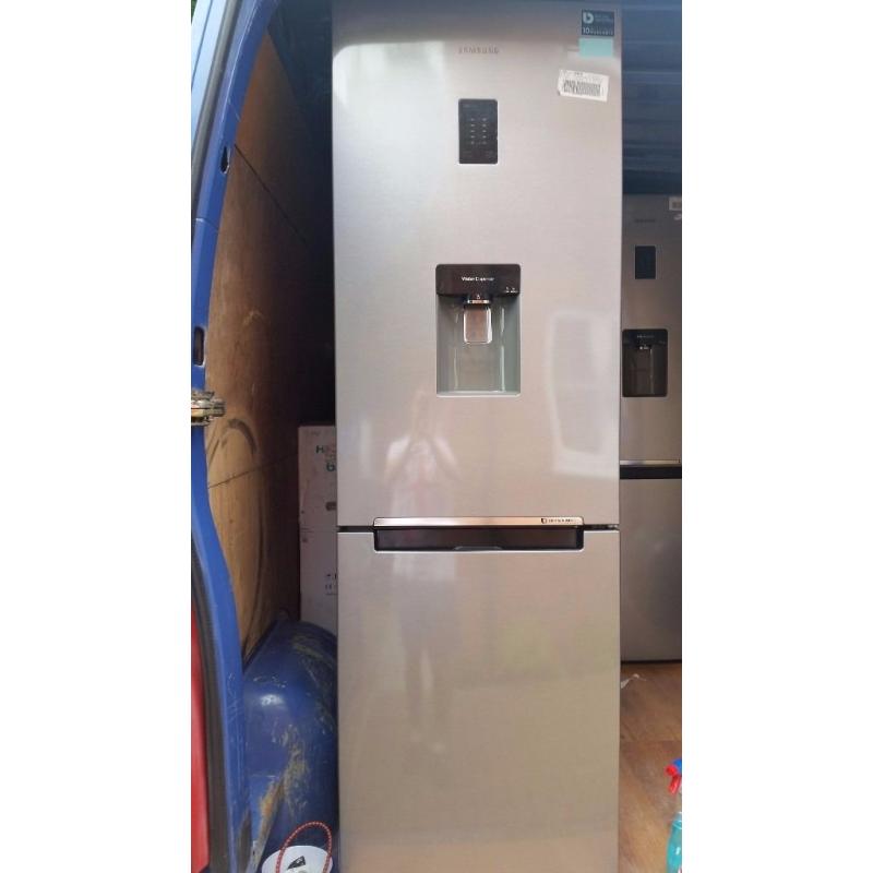 SAMSUNG RB31FDRNDSA/EU Fridge Freezer A+ Frost free - BRAND NEW