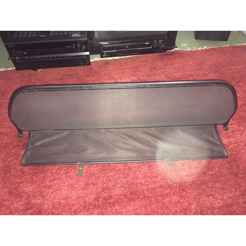 BMW Z3 Wind Deflector. Brand New! Never Used! Suitable for all models without roll bars