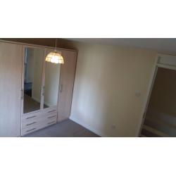 All inc DOUBLE ROOM Beckton Park 3 min to stn