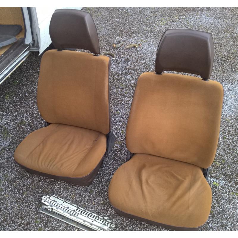 VW T25 Type 25 front seats with headrests