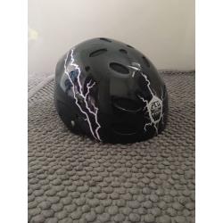 Skater helmet new
