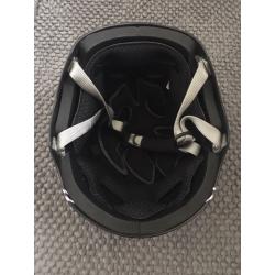 Skater helmet new