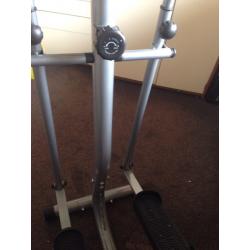 Cross trainer
