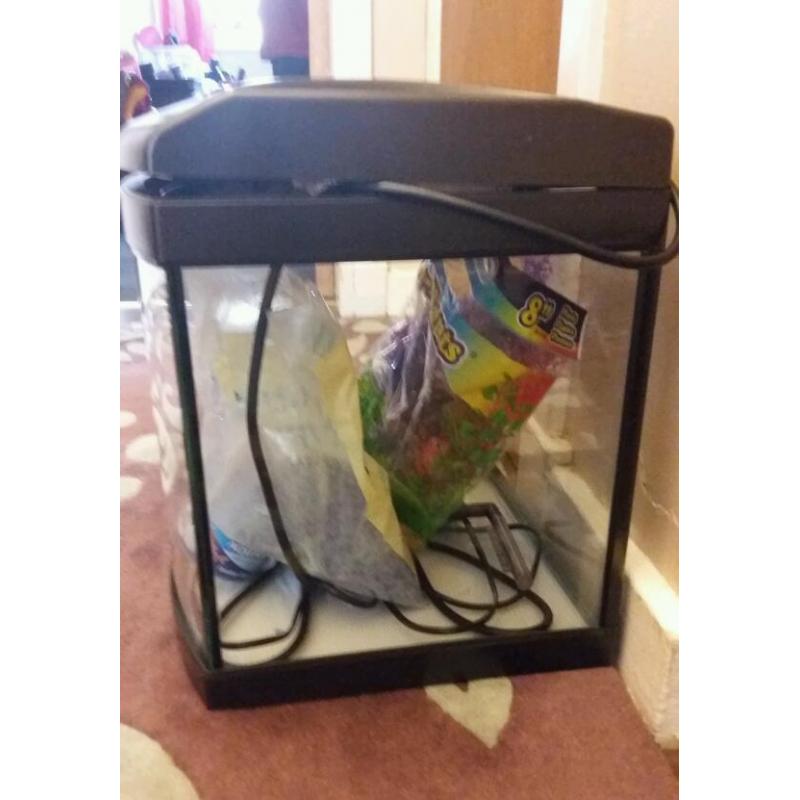 Small fish tank great condition