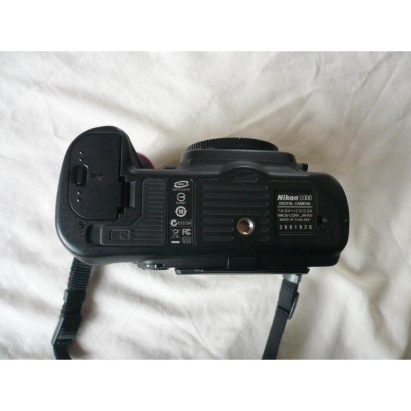 Nikon d300 dSLR Camera Body