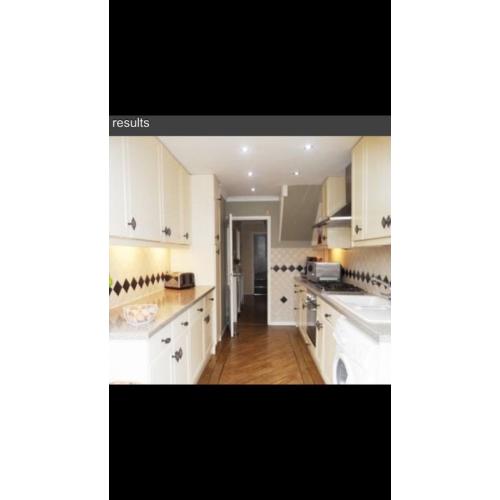 Magnet and southern cream kitchen and appliances