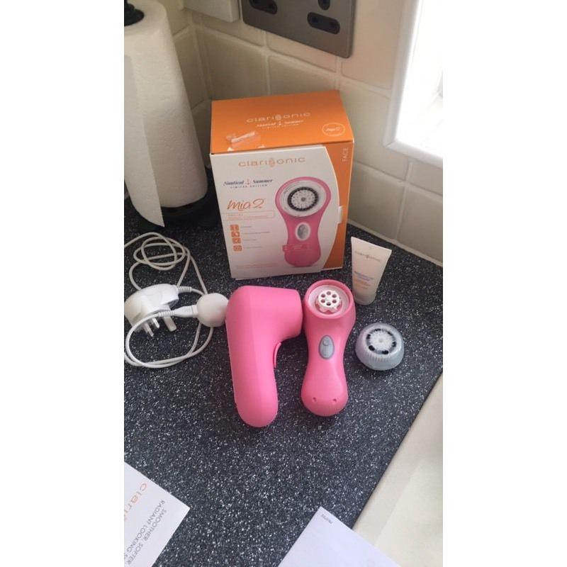 Clarisonic facebrush