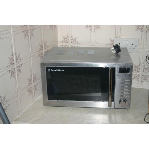 microwave oven made by russell Hobbs