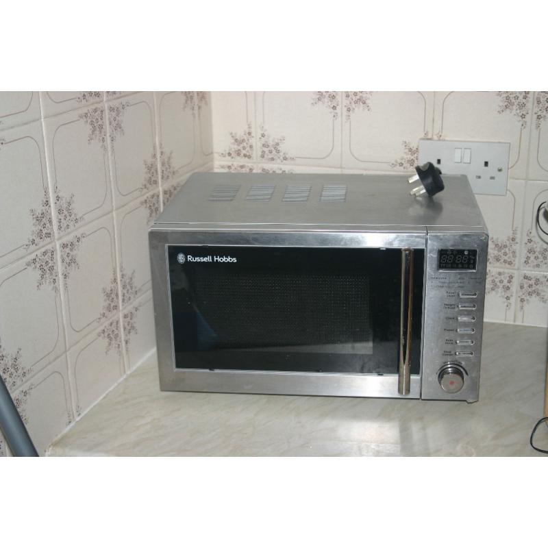 microwave oven made by russell Hobbs