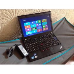 Lenovo ThinkPad X220i 12.5-inch Notebook (Intel Core i3 2.3GHz Processor, 2GB DDR3-SD RAM, 320GB HDD