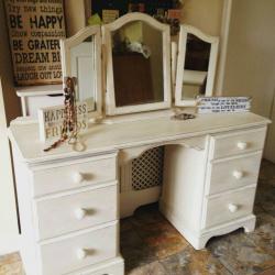 Shabby chic dressing table with a 3 way mirror