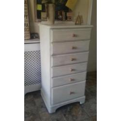 Vintage style, shabby chic chest of draws. Lovingly refurbished. Quality Ducal Furniture brand.
