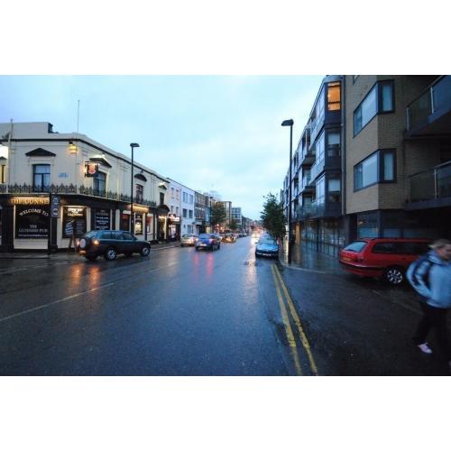 VERY NICE XXL twin room available in ARSENAL !! 2A