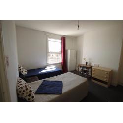 VERY NICE XXL twin room available in ARSENAL !! 2A